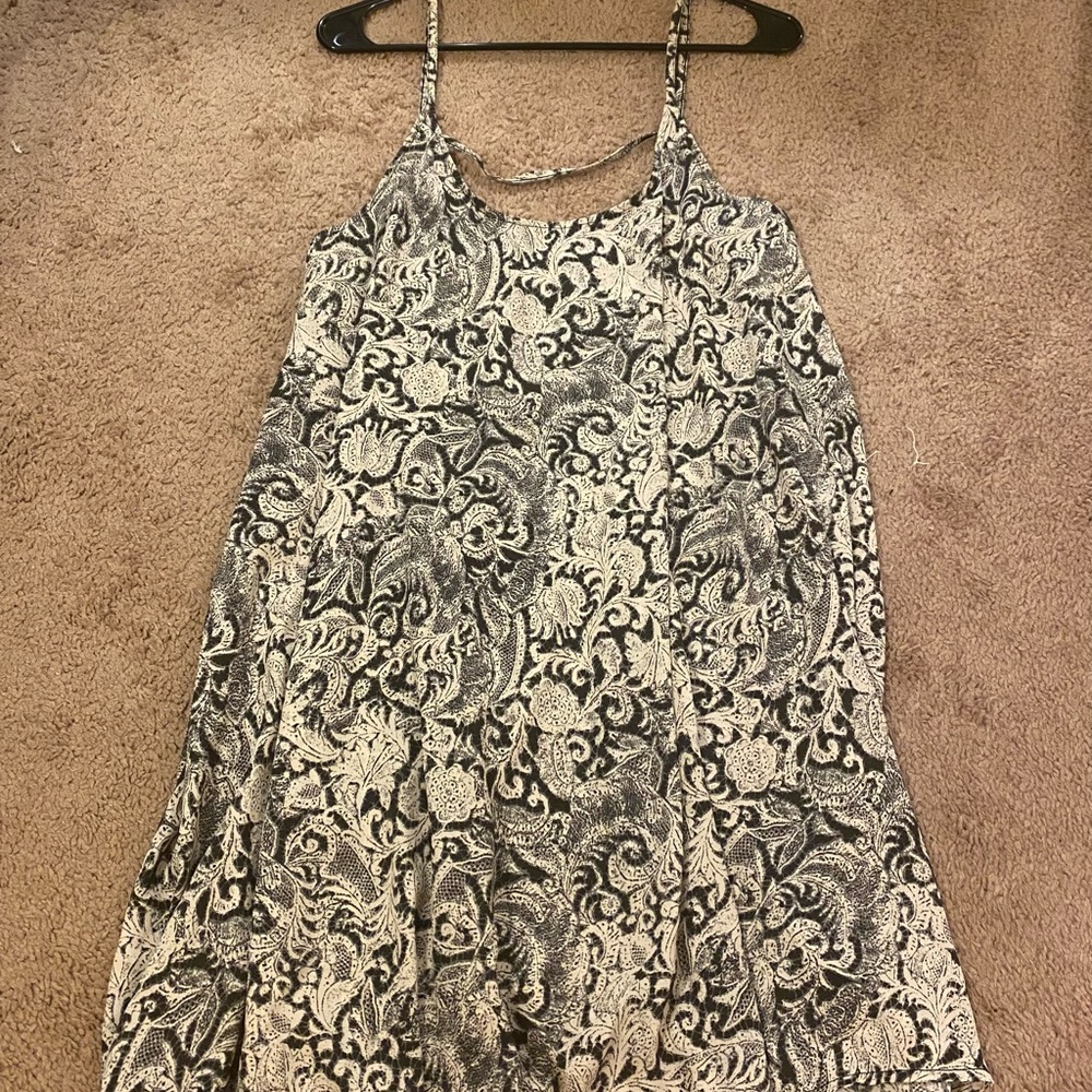FREE PEOPLE DRESS ๐ค๐ค - Picture 2 of 4